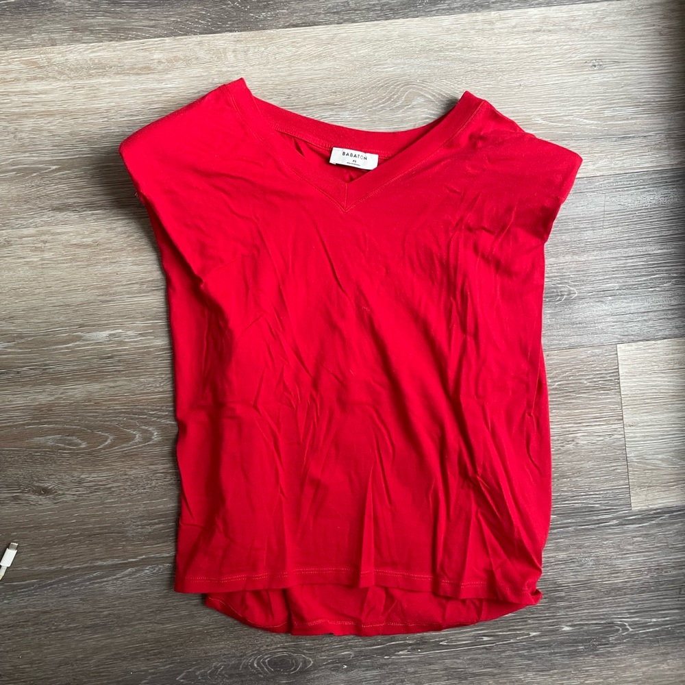 Aritzia tank with should pads
